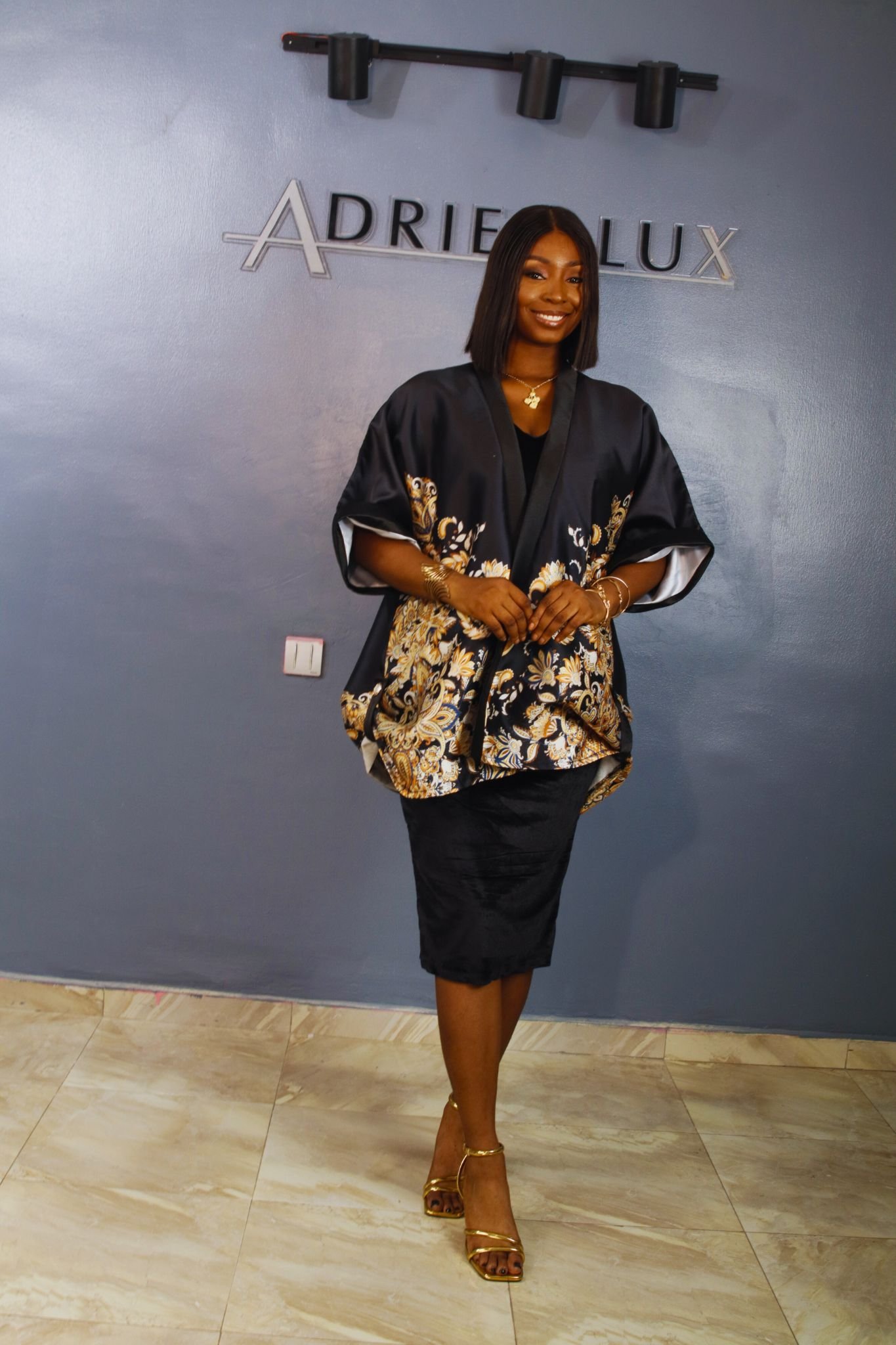  The FUNKE09 Kimono top- Black/Multi