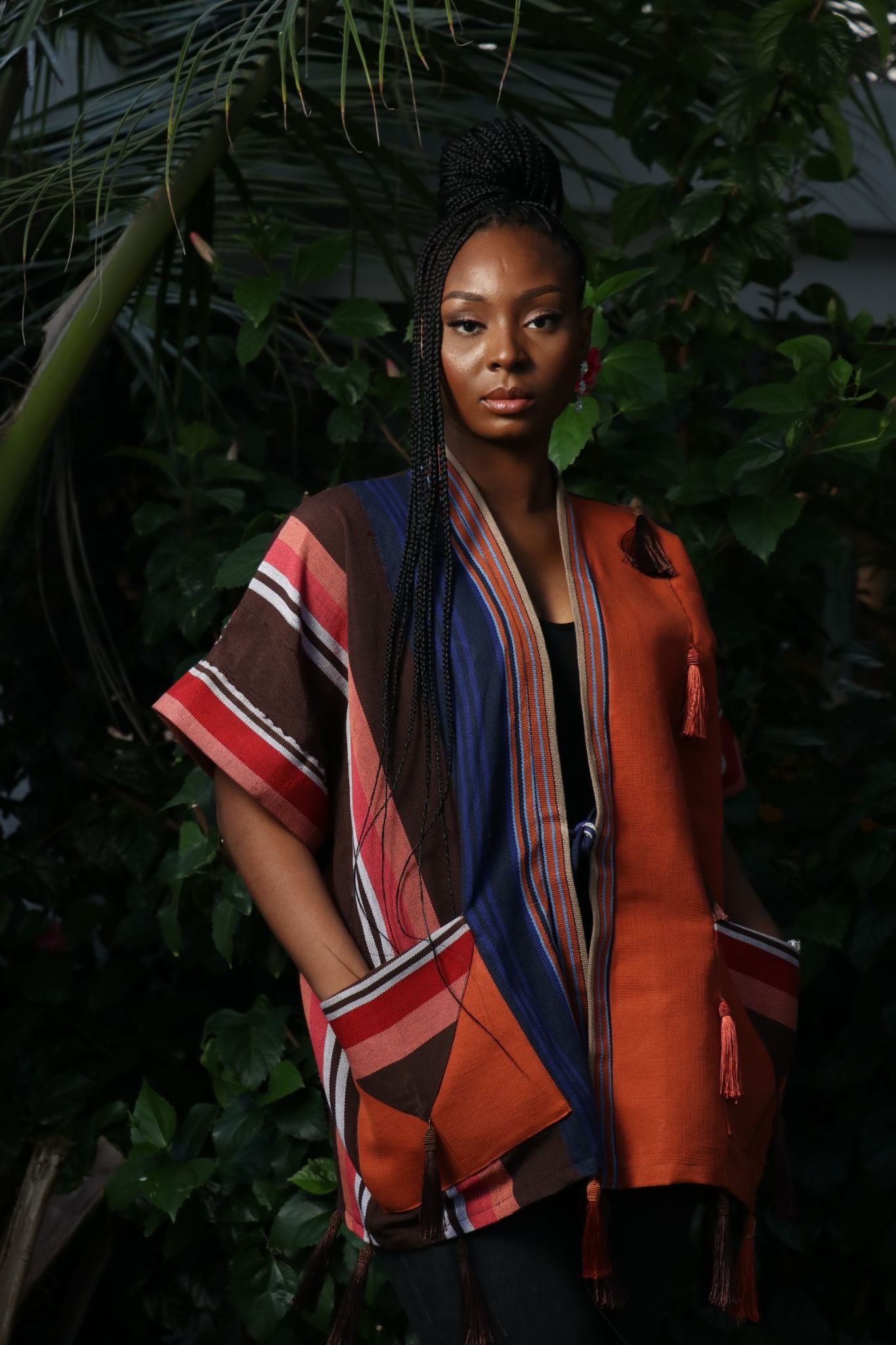  FOLÁSADÉ Tassled Kimono